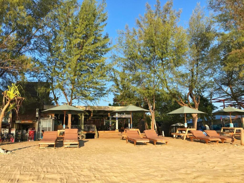 Hotel Good Heart à Gili Trawangan Extérieur photo